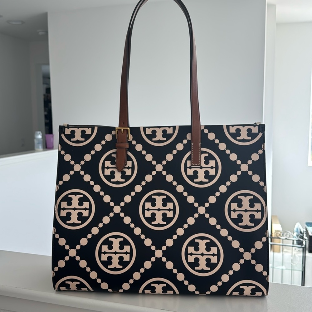 NWOT Tory Burch tote bag